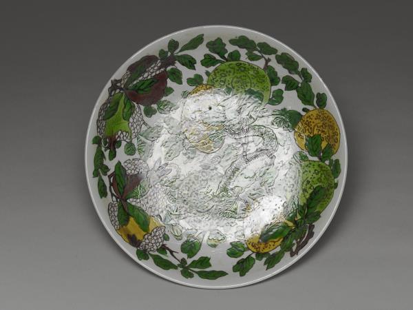 素三彩三多花果紋盤