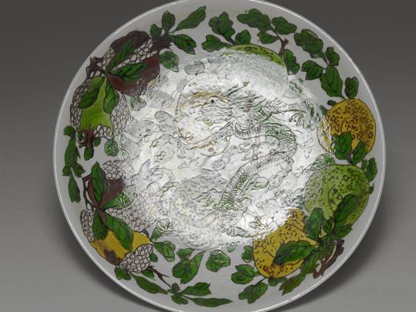 素三彩三多花果紋盤