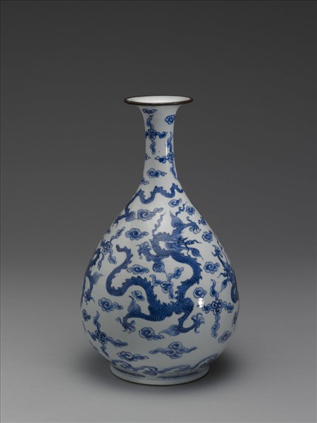 景德鎮窯 青花雲龍玉壺春瓶