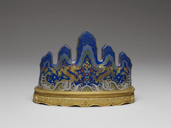 掐絲琺瑯龍紋筆山