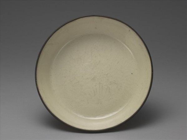 定窯 白瓷劃花蓮花紋洗