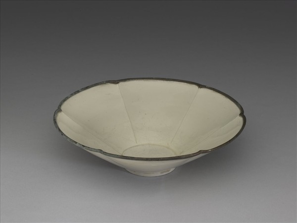 定窯 白瓷葵式碗