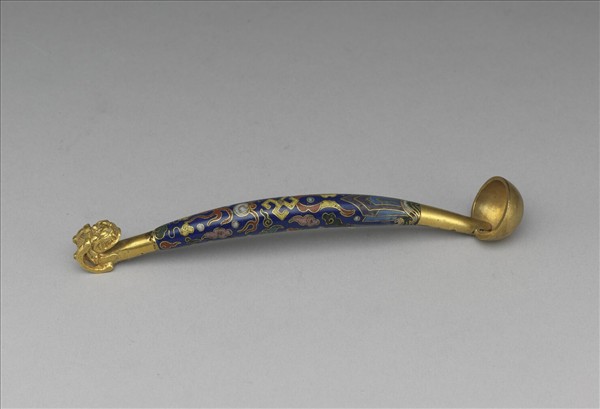 掐絲琺瑯龍紋勺