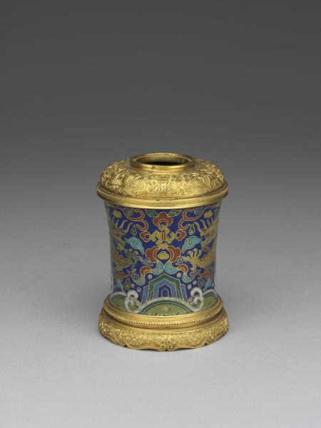 掐絲琺瑯龍紋水盛