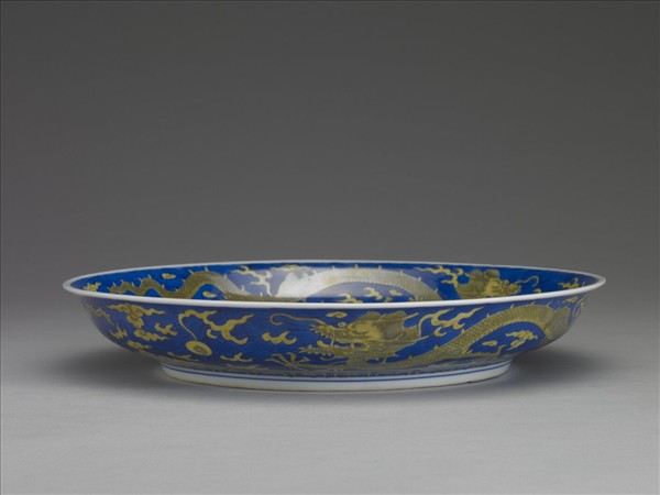 霽青釉黃龍盤