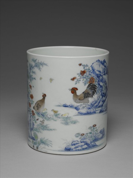 鬥彩子母雞圖筆筒