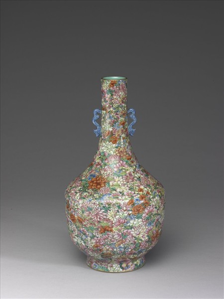 洋彩百花錦紋螭耳瓶