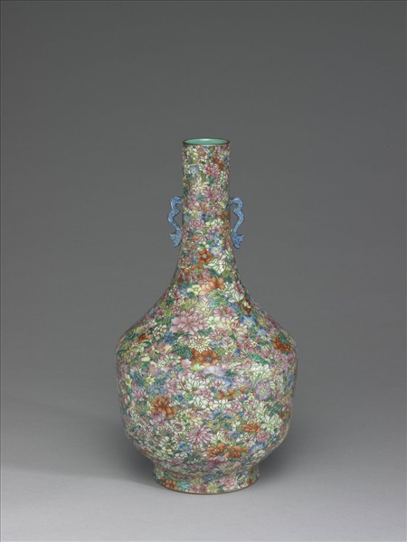 粉彩萬花錦螭耳瓶