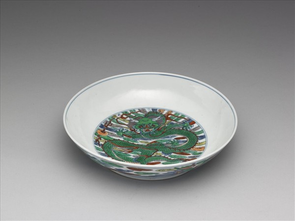鬥彩龍鳳紋盤