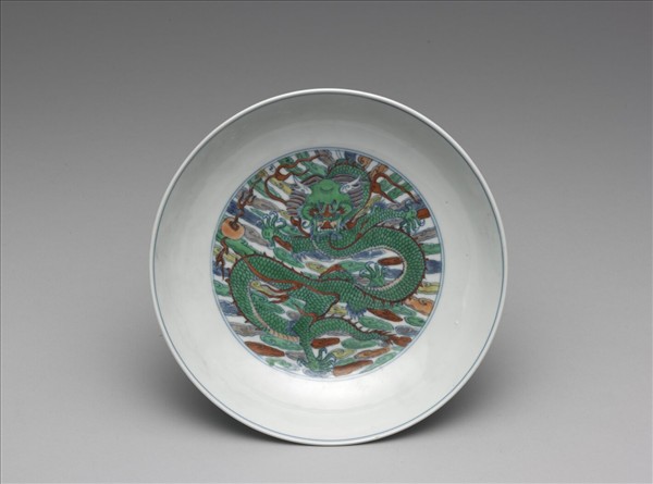 鬥彩龍鳳紋盤