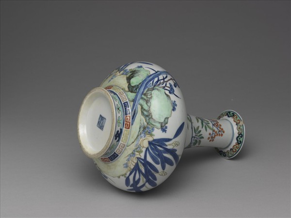 青花粉彩花卉紋瓶