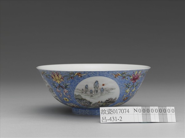 琺瑯彩藍地開光四季山水碗