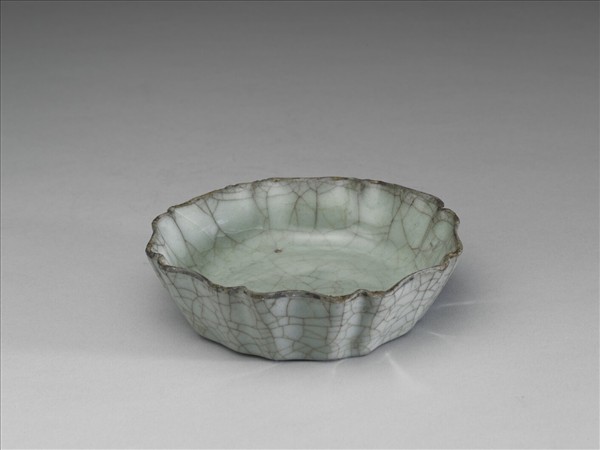 官窯 青瓷花式洗