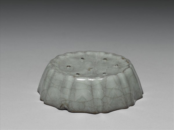 官窯 青瓷花式洗