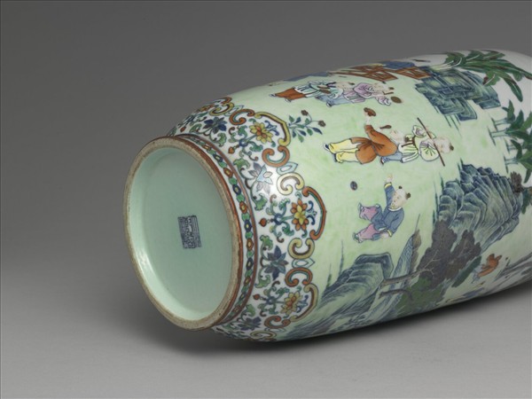 鬥彩十二子燈籠尊