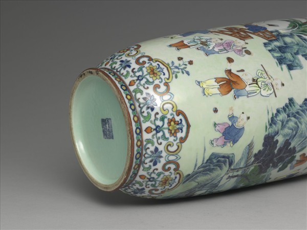 鬥彩十二子燈籠尊