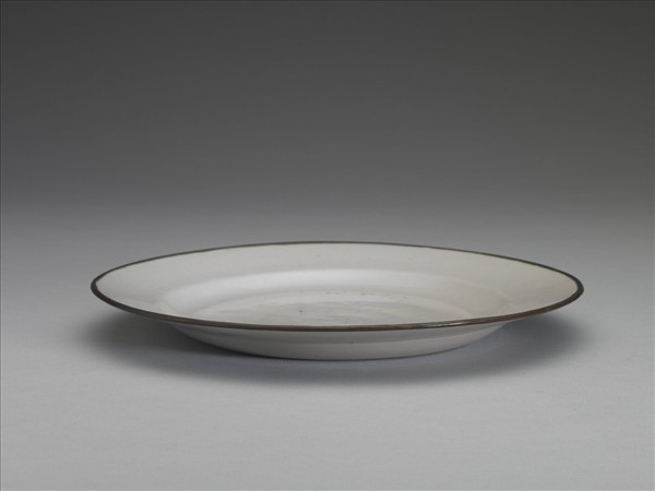 白釉盤