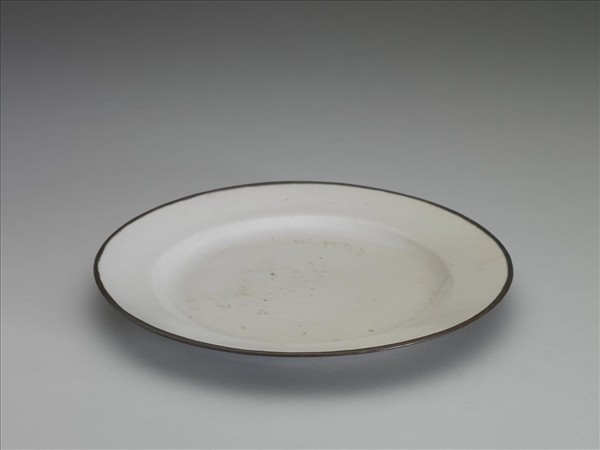 白釉盤