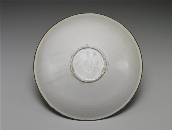 定窯 劃花蓮花碗