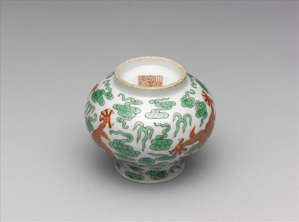 綠彩紅龍水盛及水匙