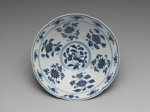 青花花果葵瓣口碗