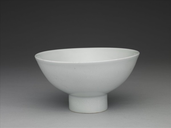 暗花八寶高足碗