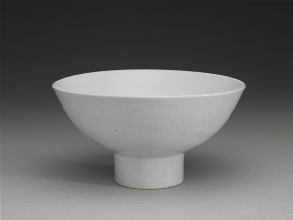 暗花八寶高足碗