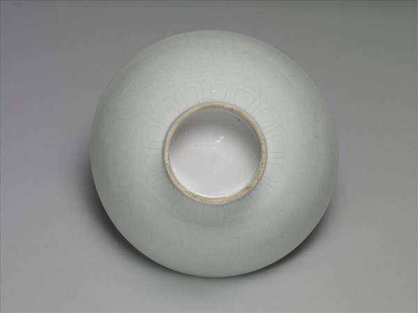 暗花八寶高足碗