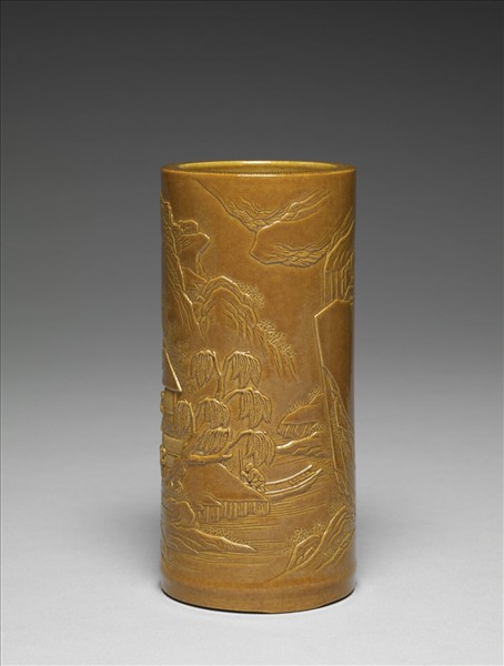 紫金釉雕刻山水筆筒