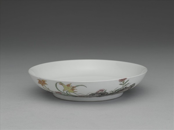 琺瑯彩萱花月季圖碟