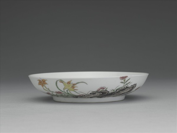 琺瑯彩萱花月季圖碟