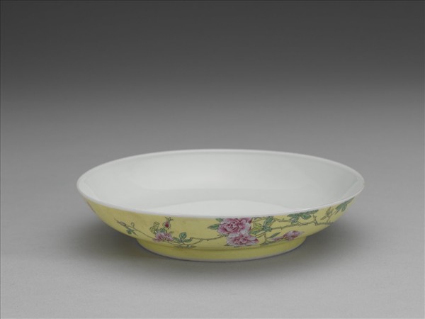 琺瑯彩黃地月季圖碟