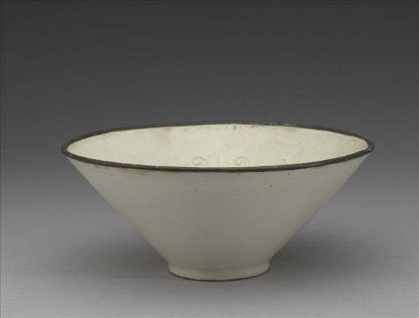 土定印花壽字碗