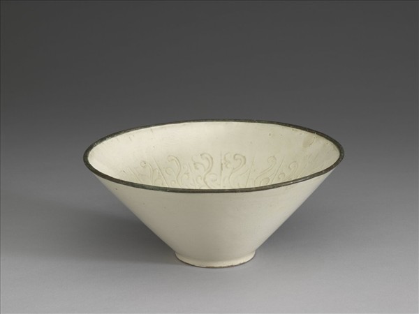 土定印花壽字碗