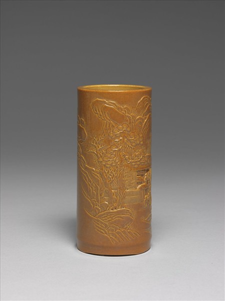 紫金釉雕刻山水筆筒