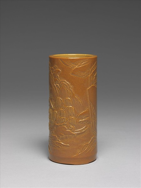 紫金釉雕刻山水筆筒