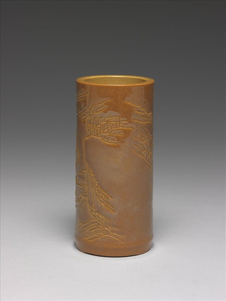 紫金釉雕刻山水筆筒