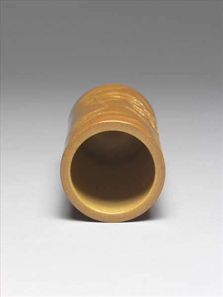 紫金釉雕刻山水筆筒