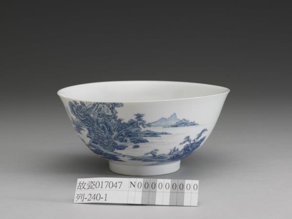 琺瑯彩瓷青山水碗