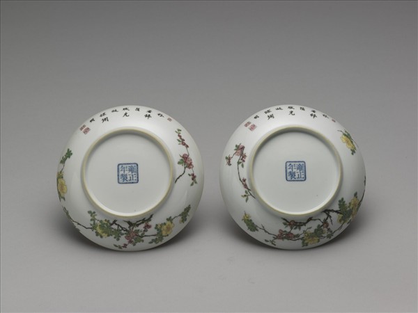 琺瑯彩薔薇花紋碟