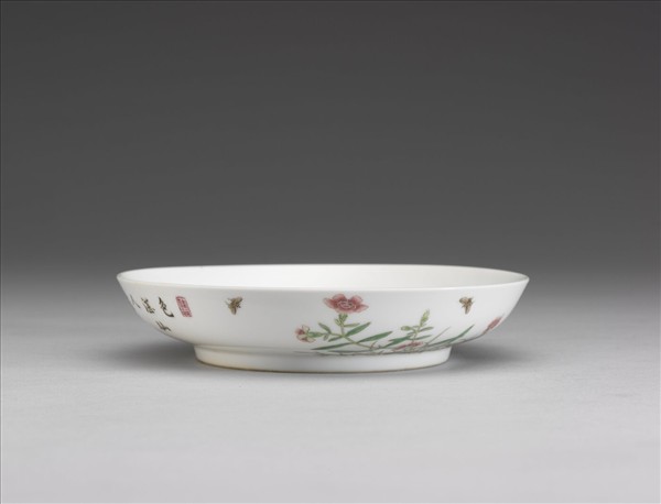 琺瑯彩萱花月季圖碟