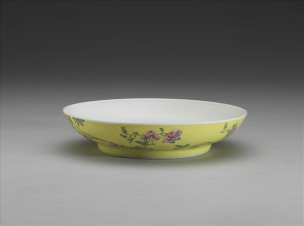 琺瑯彩黃地月季圖碟