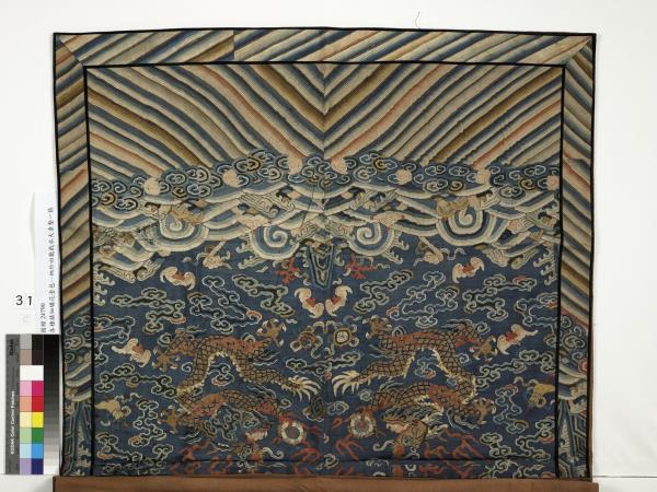 四龍戲水納紗桌墊