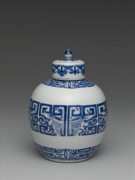 青花獸面紋蓋罐