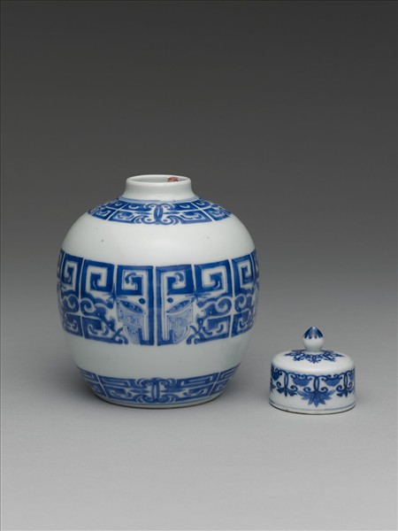 青花獸面紋蓋罐