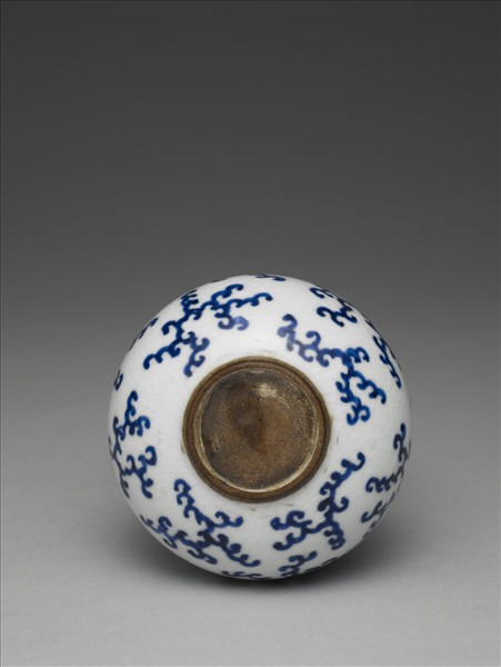 青花雲龍紋蒜頭瓶