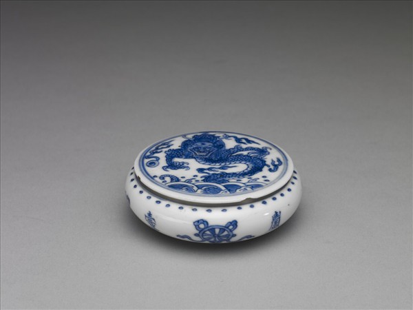 青花龍紋盒
