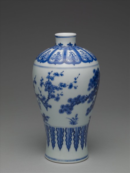 青花歲寒三友圖梅瓶