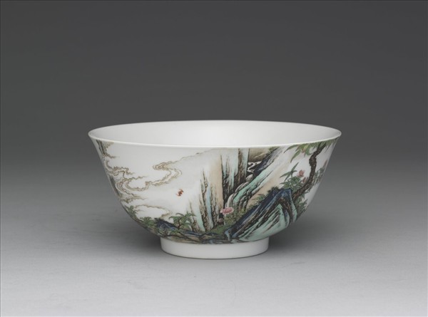 琺瑯彩壽山福海圖碗