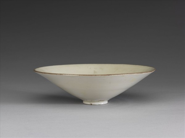 定窯 劃花花卉紋碗